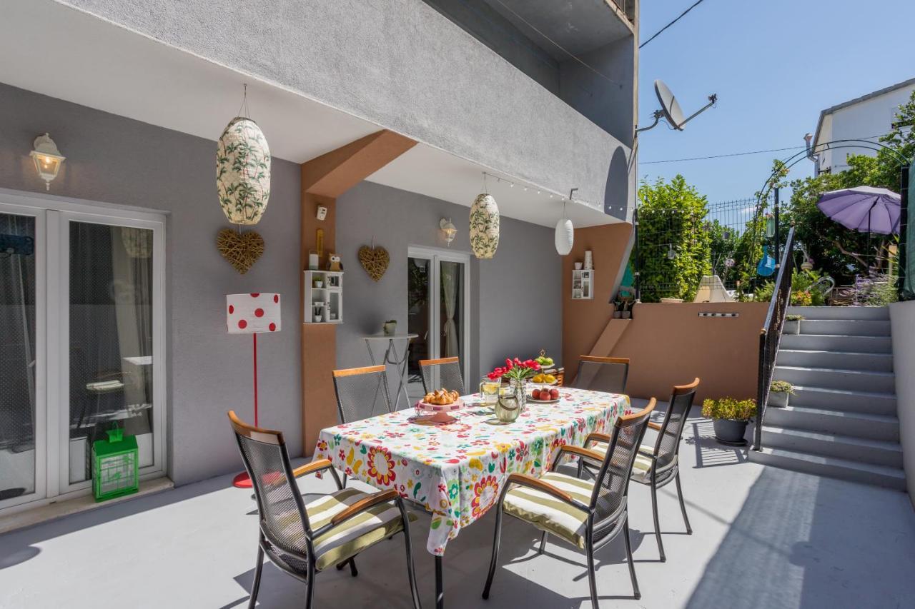 شقة Dalmatian 230M2 With Pool And Garden Near The Old Town For Families سبليت المظهر الخارجي الصورة
